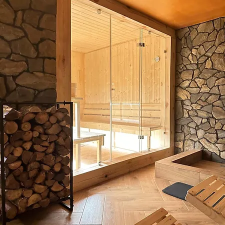 בית נופש Miedzyles 68 *